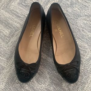 Classic Chanel flats women’s black size 35 (5)